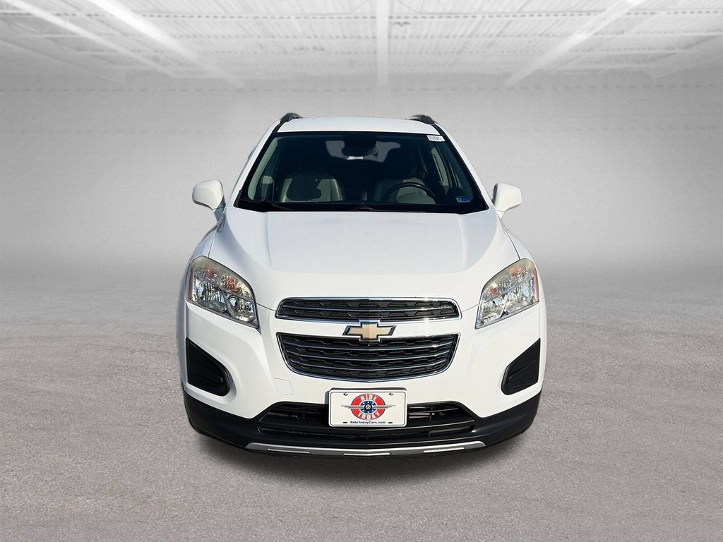 Used 2015 Chevrolet Trax LT w/ LT Plus Package AWD/4WD image 9