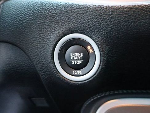 Used 2022 Dodge Challenger R/T Scat Pack w/ Driver Convenience Group RWD image 18