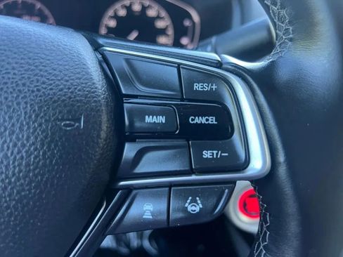 Used 2018 Honda Accord EX-L image 42