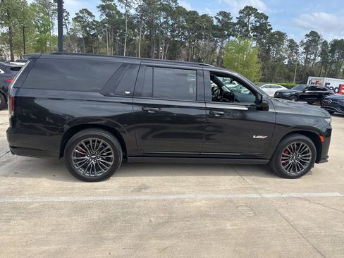 Used 2024 Cadillac Escalade ESV V w/ Heavy-Duty Trailer Package image 3