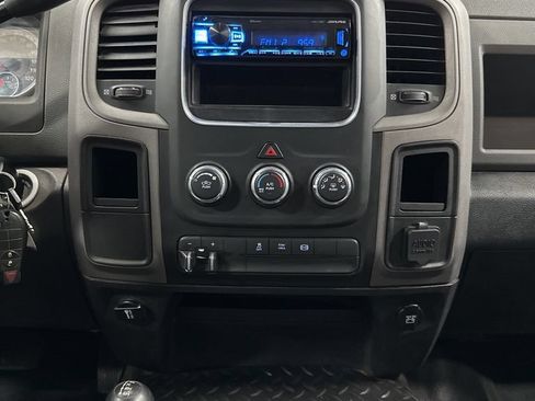 Used 2014 RAM 3500 Tradesman w/ Chrome Appearance Group AWD/4WD image 26