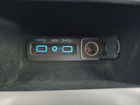 Used 2020 Jeep Grand Cherokee Laredo image 26