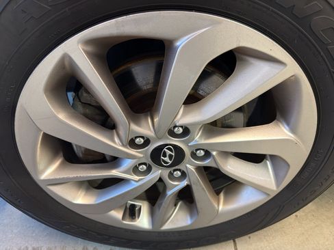 Used 2017 Hyundai Tucson SE w/ SE Popular Package 02 FWD image 34
