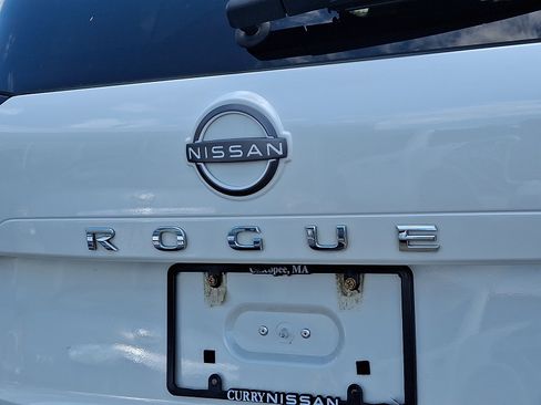 Used 2023 Nissan Rogue SV w/ SV Premium Package AWD/4WD image 35