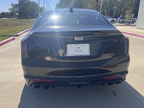 Used 2025 Cadillac CT5 V Blackwing w/ Parking Package image 4