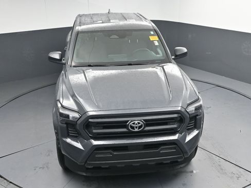 Used 2025 Toyota Tacoma SR image 22