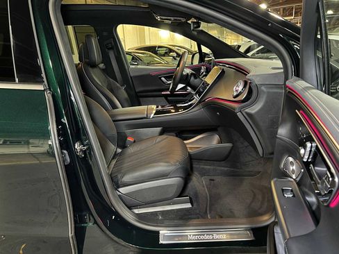 Used 2023 Mercedes-Benz EQE 500 4MATIC SUV image 12