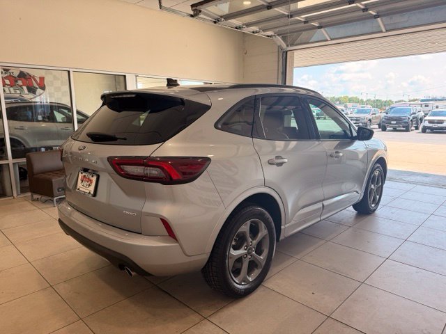 Used 2024 Ford Escape ST-Line AWD/4WD image 6