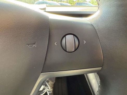Used 2022 Tesla Model 3 RWD image 24