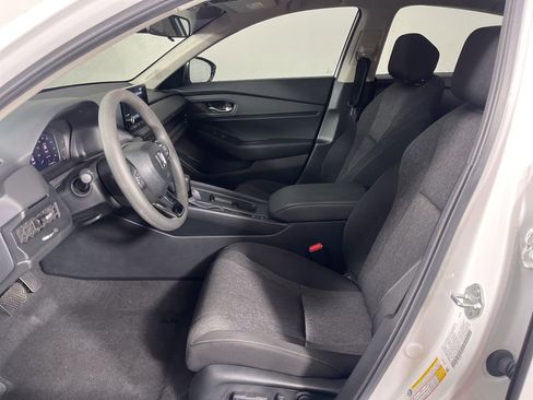 Used 2025 Honda Accord SE image 21