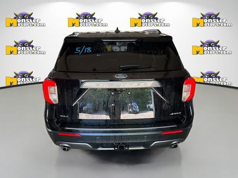 Used 2023 Ford Explorer XLT w/ XLT Sport Appearance Package AWD/4WD image 5