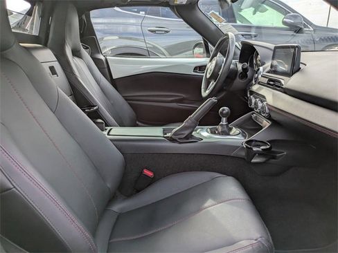 Used 2019 MAZDA MX-5 Miata RF Grand Touring image 13