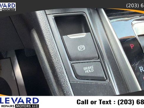 Used 2019 Honda CR-V LX image 18