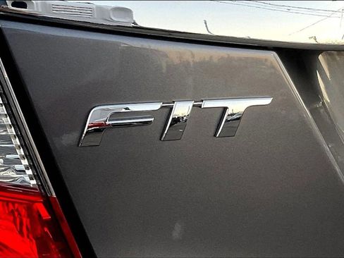 Used 2015 Honda Fit EX image 24