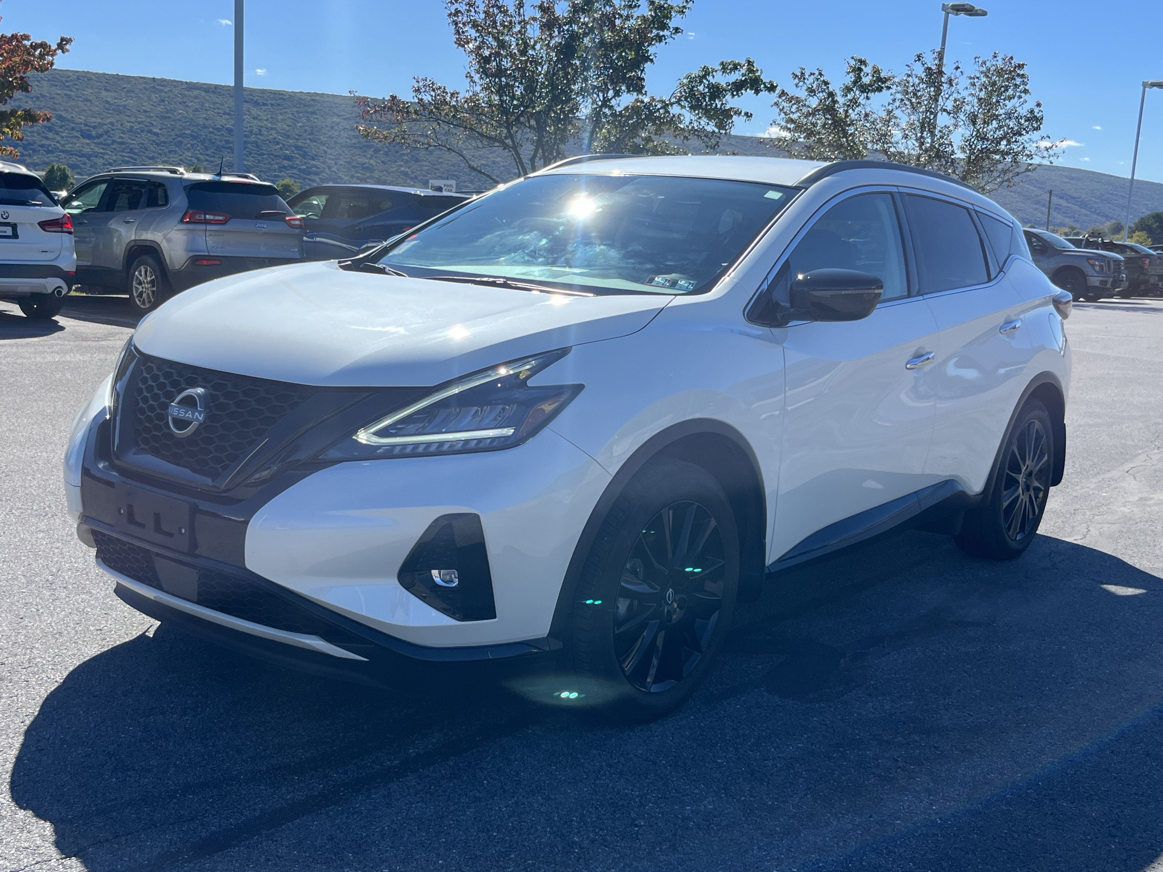 Used 2024 Nissan Murano SV w/ SV Midnight Edition Package AWD/4WD image 10