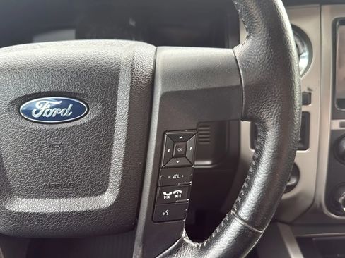 Used 2015 Ford Expedition XLT w/ Equipment Group 202A RWD image 37