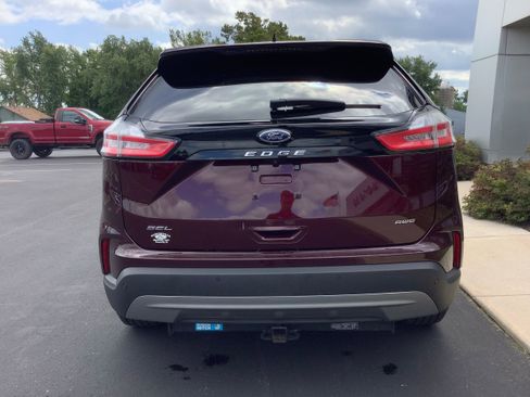 Certified 2022 Ford Edge SEL w/ Convenience Package AWD/4WD image 5