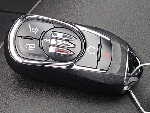 New 2026 Buick Envista Sport Touring w/ Convenience I Package image 32