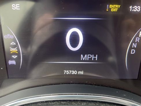 Used 2021 Jeep Grand Cherokee Trailhawk image 8