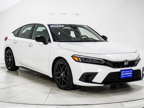 Used 2023 Honda Civic Sport image 13