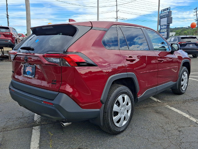 Certified 2024 Toyota RAV4 LE AWD/4WD image 4