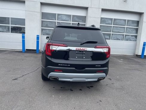Used 2023 GMC Acadia SLE w/ Driver Convenience Package image 7