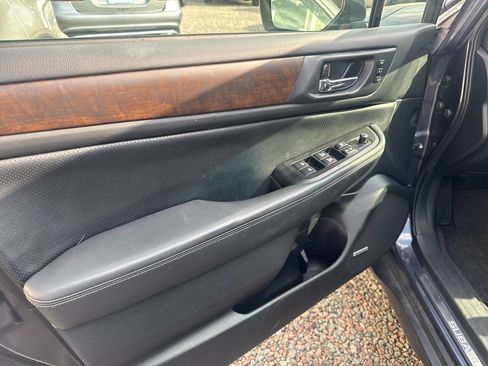 Used 2015 Subaru Outback 2.5i Limited image 11