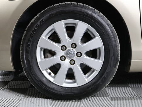 Used 2007 Toyota Camry Hybrid image 9