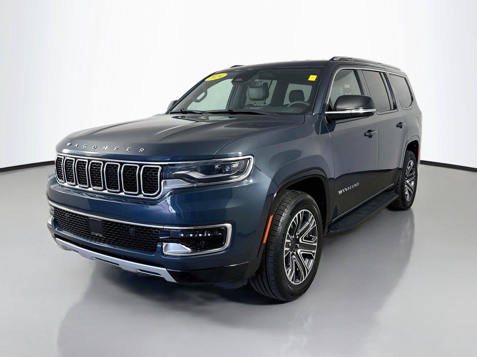 Used 2024 Jeep Wagoneer Series II AWD/4WD image 4