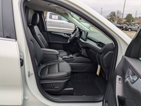 New 2026 Ford Escape Platinum w/ Equipment Group 601A image 36