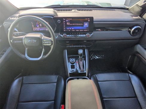 Used 2023 Chevrolet Colorado Z71 w/ Z71 Convenience Package 2 image 16