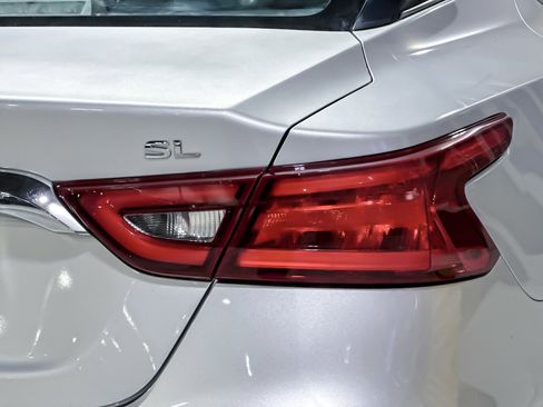 Used 2018 Nissan Maxima 3.5 SL image 12