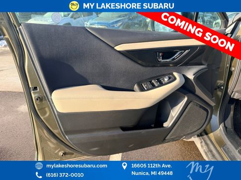 Used 2025 Subaru Outback Premium image 11