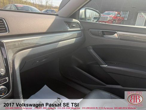 Used 2017 Volkswagen Passat 1.8T SE FWD image 13
