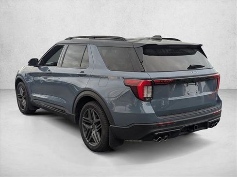 Certified 2025 Ford Explorer ST image 7