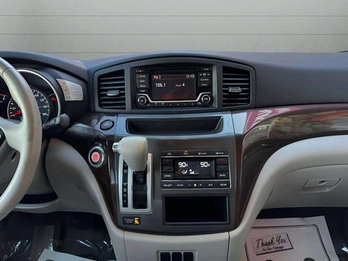 Used 2015 Nissan Quest SV image 23