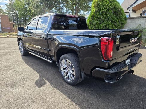 Used 2024 GMC Sierra 1500 Denali AWD/4WD image 3
