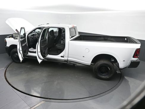 New 2026 RAM 3500 Tradesman AWD/4WD image 77