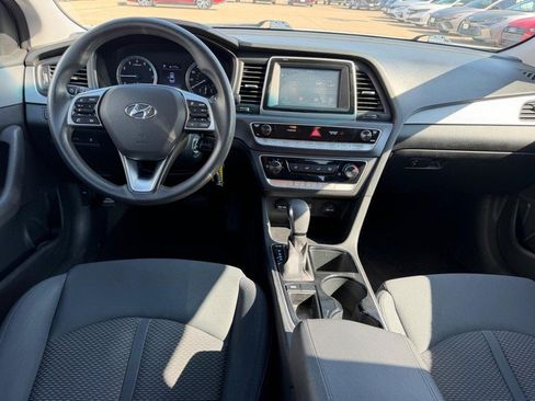 Used 2019 Hyundai Sonata SE FWD image 9