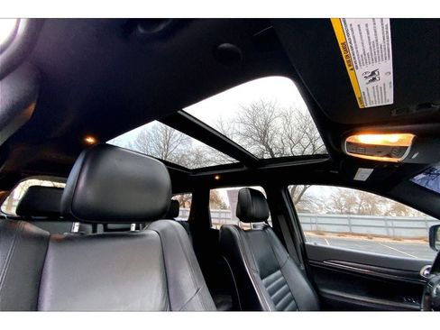 Used 2020 Jeep Grand Cherokee Limited X image 23