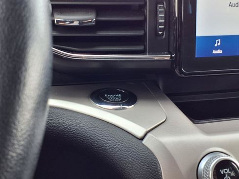 Used 2023 Ford Explorer XLT w/ Equipment Group 202A AWD/4WD image 16