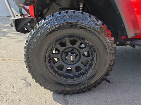 Used 2018 Jeep Wrangler Unlimited Sport S AWD/4WD image 10