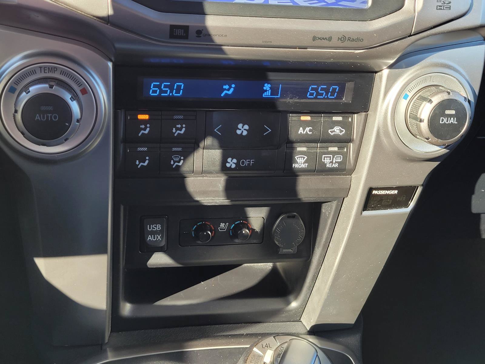 Used 2019 Toyota 4Runner Limited AWD/4WD image 28