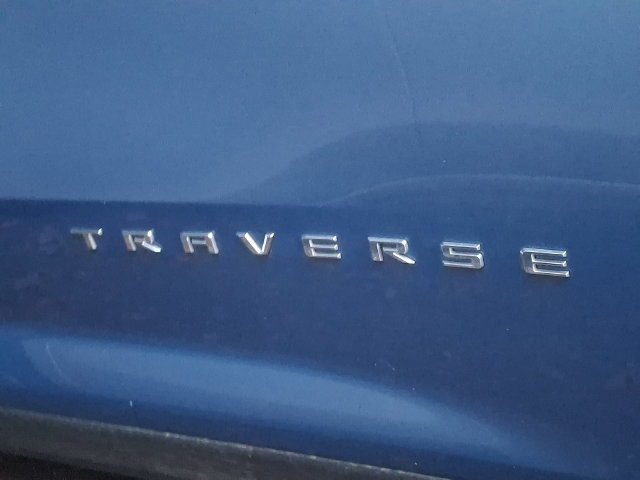 Used 2025 Chevrolet Traverse LT AWD/4WD image 7