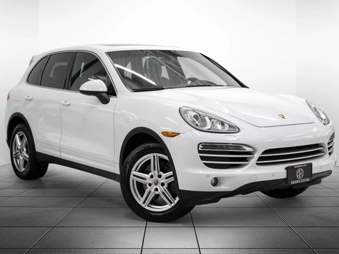 Used 2014 Porsche Cayenne Platinum Edition AWD/4WD image 7