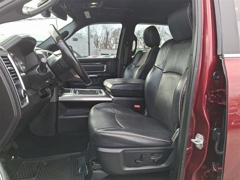 Used 2018 RAM 1500 Limited image 15
