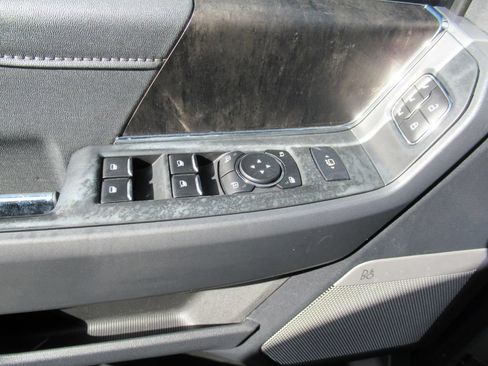 Used 2023 Ford F350 Lariat w/ Sport Appearance Package AWD/4WD image 23