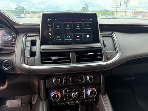 Used 2024 GMC Yukon AT4 w/ Max Trailering Package AWD/4WD image 18