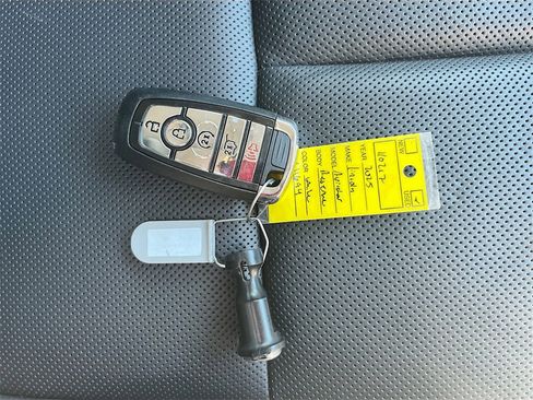 Used 2025 Lincoln Aviator Reserve w/ Jet Appearance Package image 36