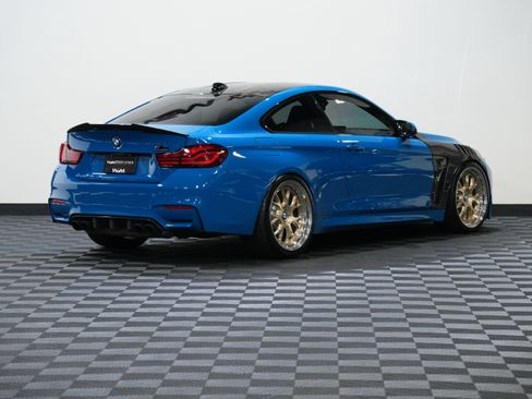 Used 2020 BMW M4 Coupe w/ Competition Package RWD image 6